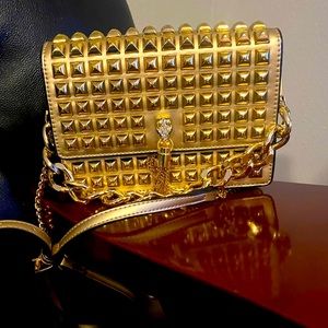 Aldo crossbody bag preowned looks brand new